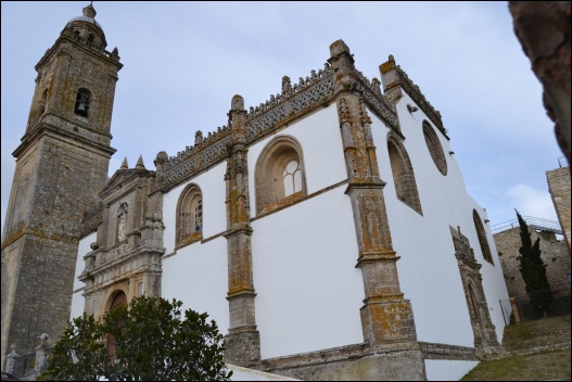 La Iglesia de Santa María la Mayor la Coronada.