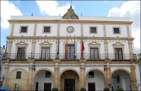 El Ayuntamiento de Medina Sidonia.