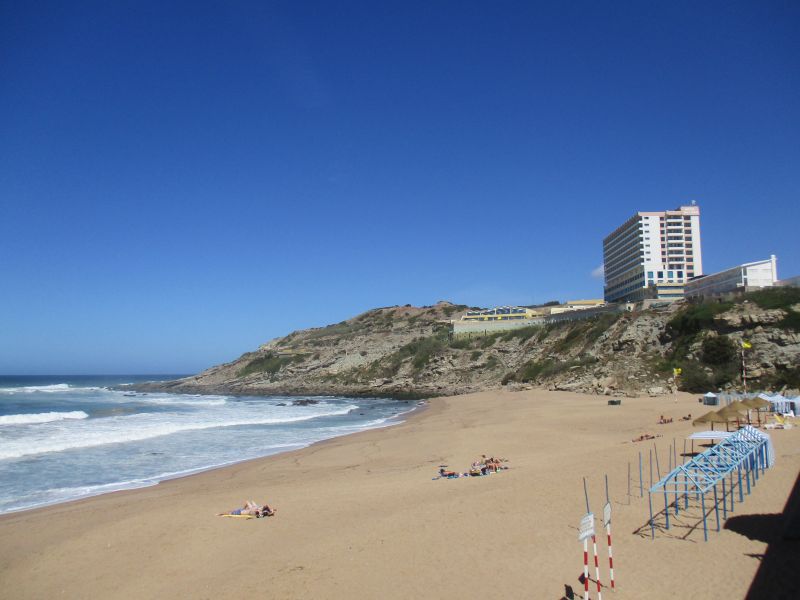 El Hotel Golf Mar, una atalaya frente al mar