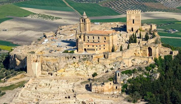 Fortaleza de la Mota en Alcalá la Real, una vida en la frontera