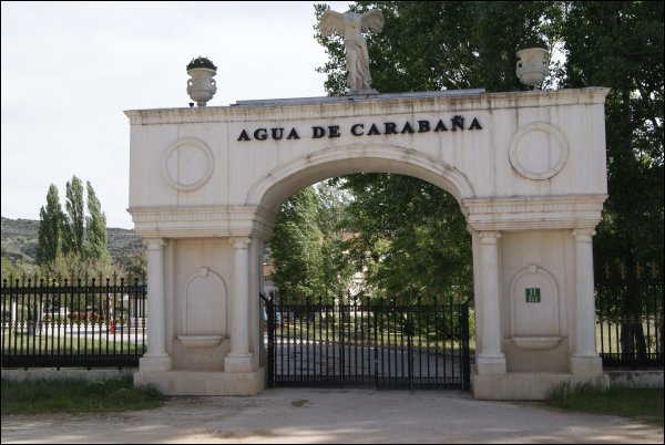 La antigua central eléctrica de Carabaña, sede de Aguas de Carabaña