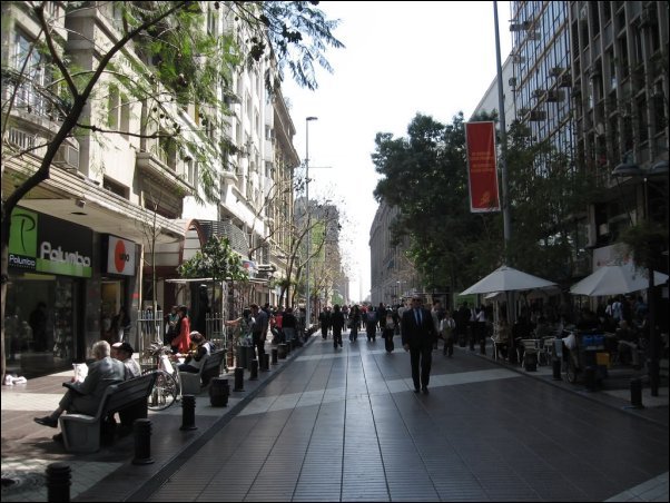 El Paseo Ahumada, lugar para hacer compras o tomar un café