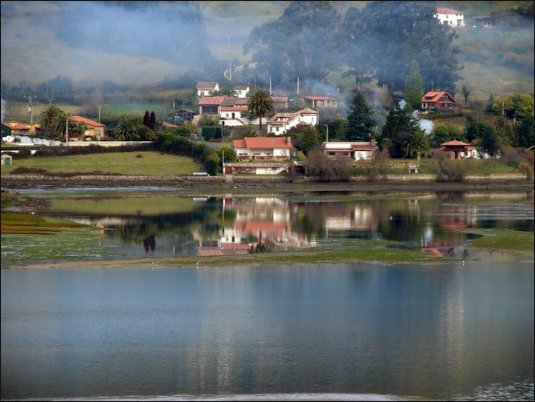 La ría de Villaviciosa es un lugar ideal para contemplar la naturaleza.