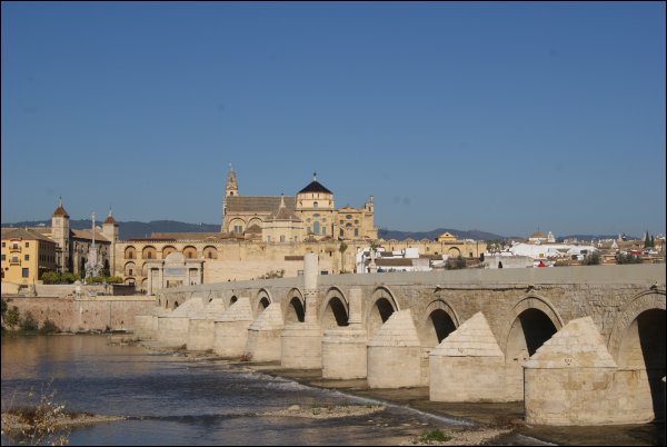 El precioso puente romano