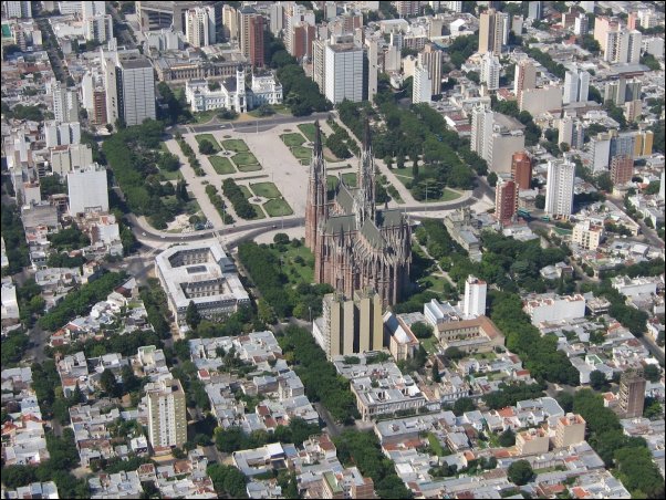 La Plata, la ciudad de las diagonales, en Argentina