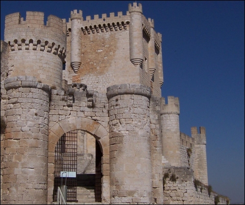 El impresionante Castillo de Peñafiel.