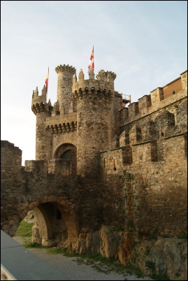 el Castillo de los Templarios, declarado Monumento Nacional Histórico Artístico en 1924 