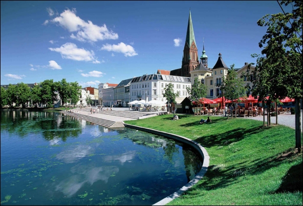 Schwerin, pequeña ciudad, gran belleza, en Alemania