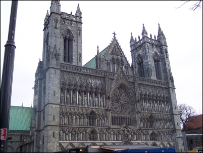 La impresionante Catedral de Trondheim.