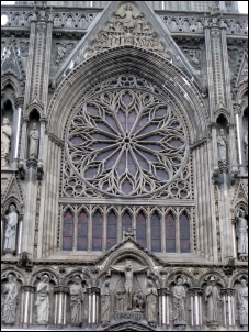 La impresionante Catedral de Trondheim.