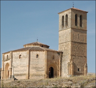 En la Iglesia de la Vera Cruz de Segovia no hay grajos