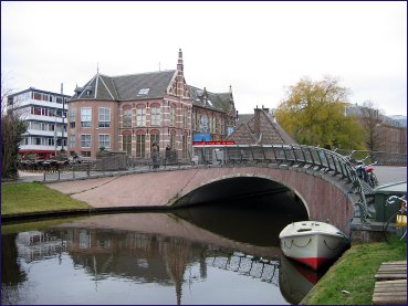 Leiden, entre la universidad y el comercio