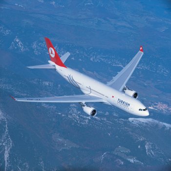 Turkish Airlines retransmite en directo por primera vez el trabajo de su tripulación a bordo