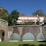 Cascada de la piscina del Ô Hotel Fonte Santa