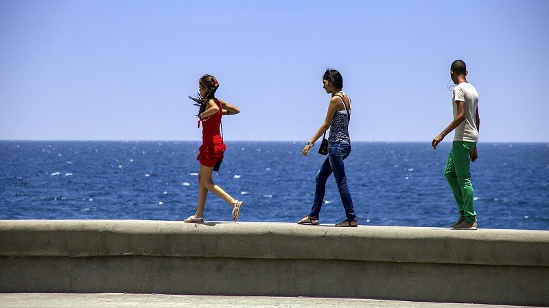 El paseo marítimo del Malecón, es uno de los lugares más conocidos de Cuba