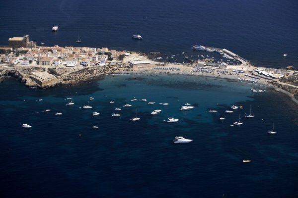 Tabarca, la única isla habitada de la Comunidad Valenciana