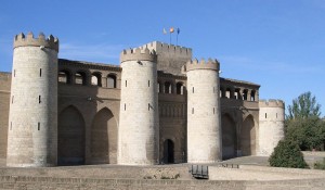 Fachada de la Aljafería de Zaragoza