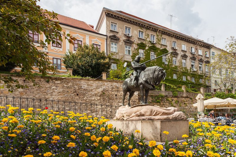 Estatua de San Jorge