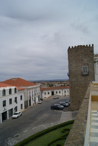 Évora es una ciudad para pasearla