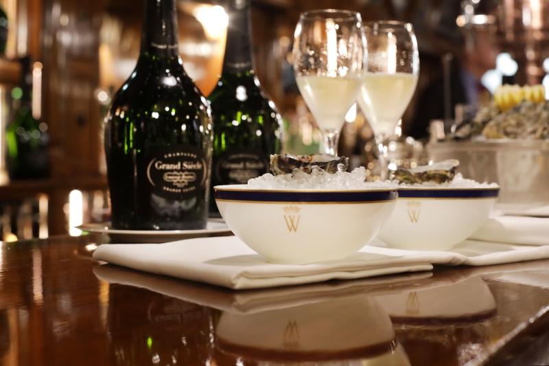 Bar Grand Siècle, la propuesta navideña de Champagne Laurent-Perrier y el Hotel Wellington
