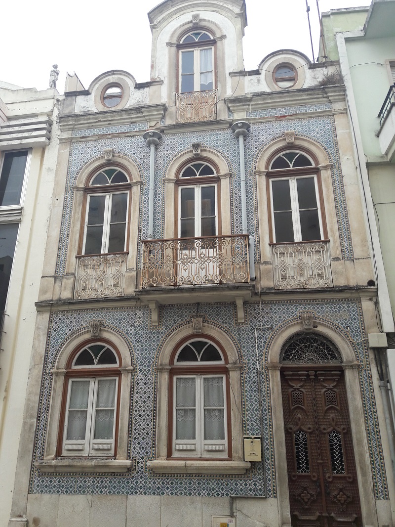 Para conocer Caldas da Rainha lo mejor es perderse por su casco antiguo