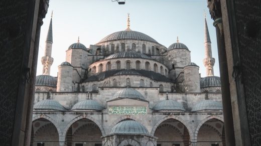La Mezquita Azul es la mezquita más famosa de Estambul