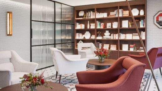 El interiorista Jaime Beriestain ideó y diseñó los espacios y las habitaciones de Canopy by Hilton Madrid Castellana