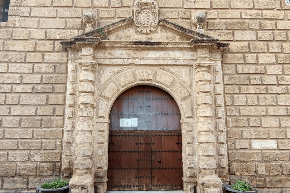 La iglesia de San Juan se levantó sobre los restos de la antigua Mezquita Mayor de Almería