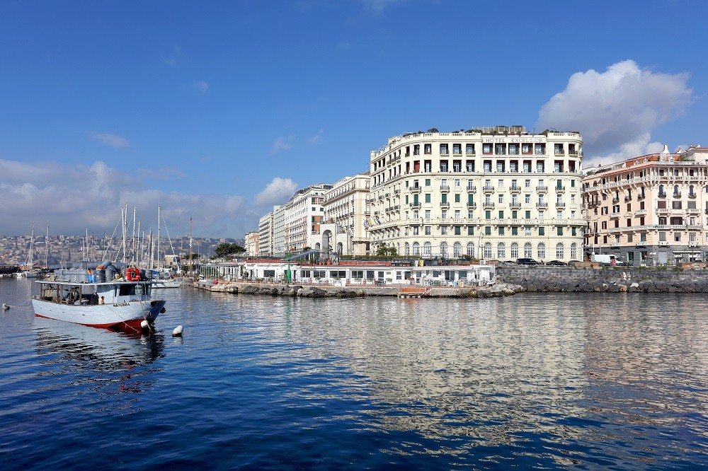 El Eurostars Hotel Excelsior te ofrece la escapada navideña a Nápoles que nunca olvidarás