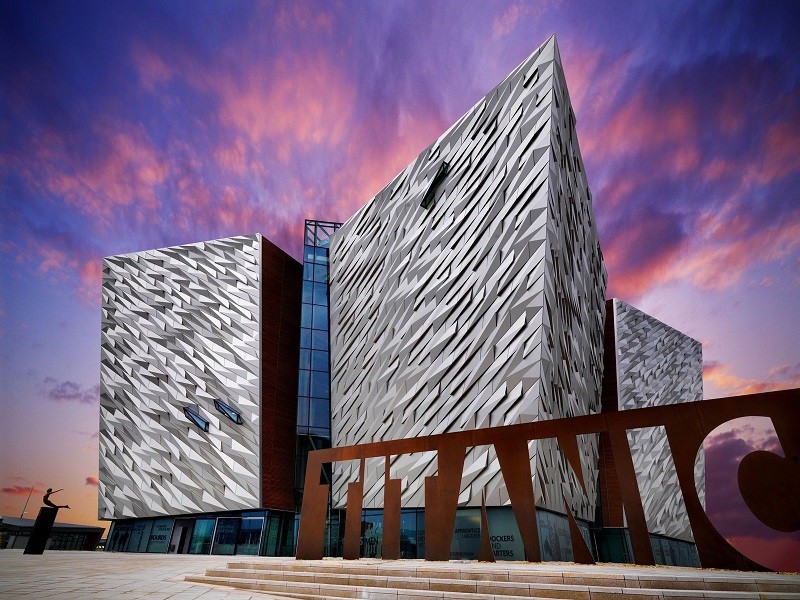 El Titanic Belfast, un iceberg hecho museo