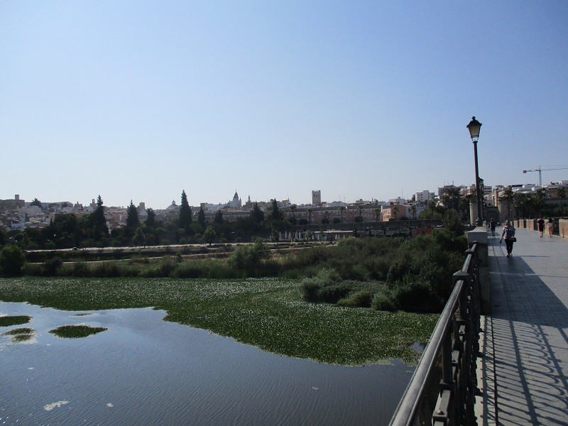 Badajoz abraza al Guadalquivir