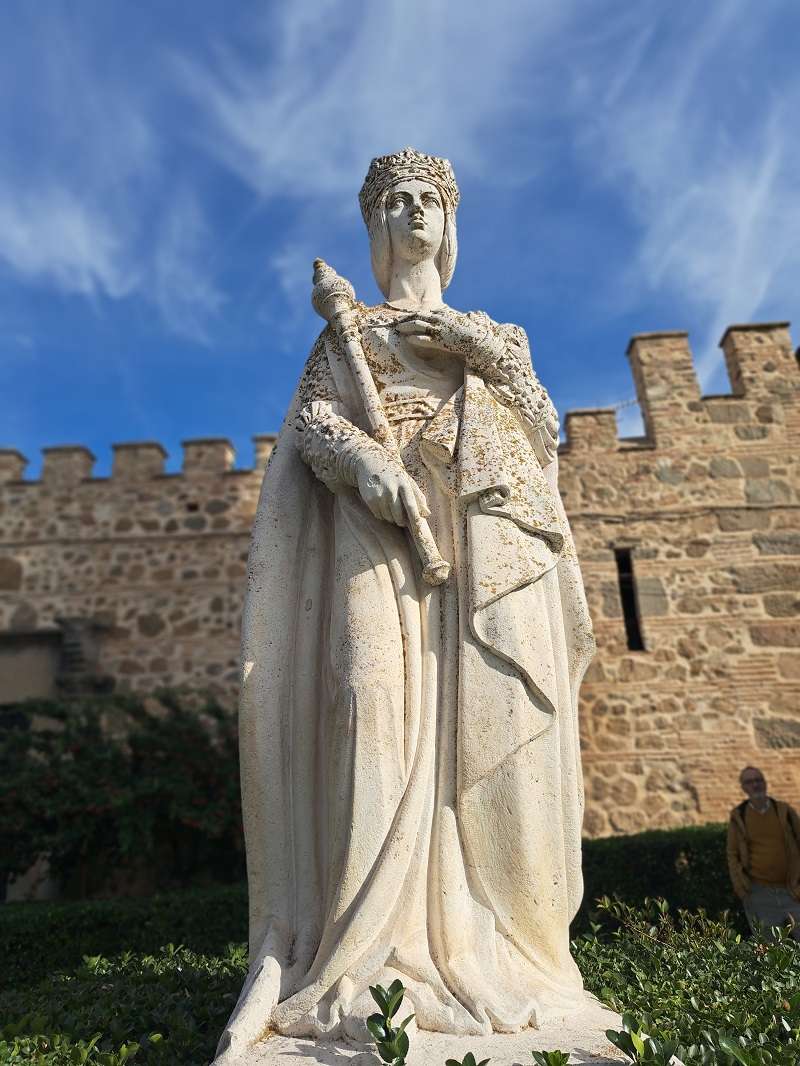 Isabel y el monasterio