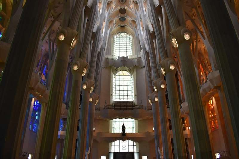 Gaudí está enterrado en la cripta de la basílica